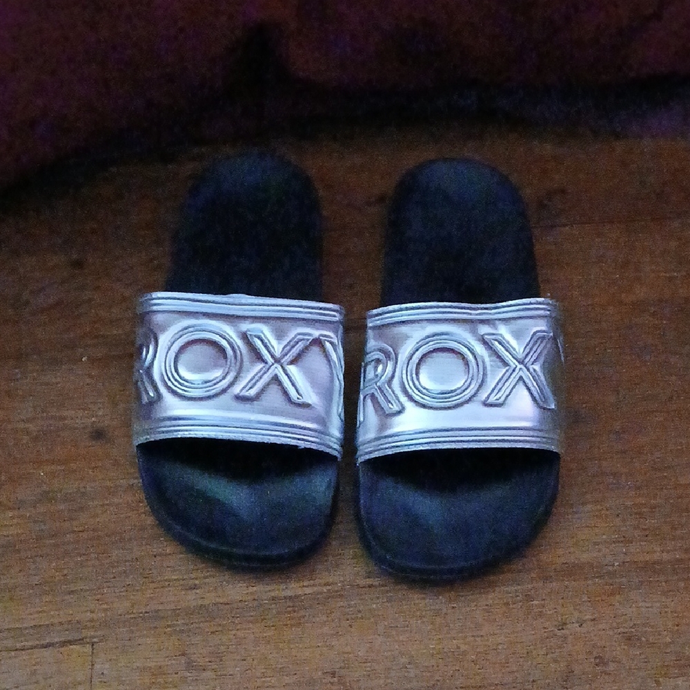 Roxy Metallic Silver and Black Slides